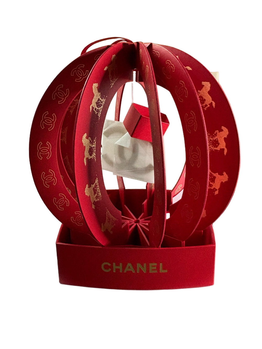 CHANEL Red Lantern Pop-Up Display CC Logo Holiday Decor Gift Set NWOT - Picture 2 of 7